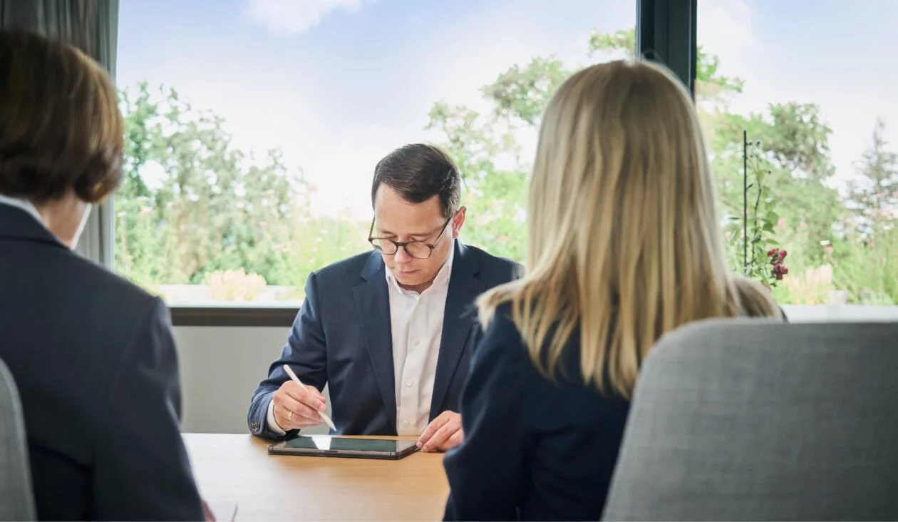 Besprechung mit Mandanten